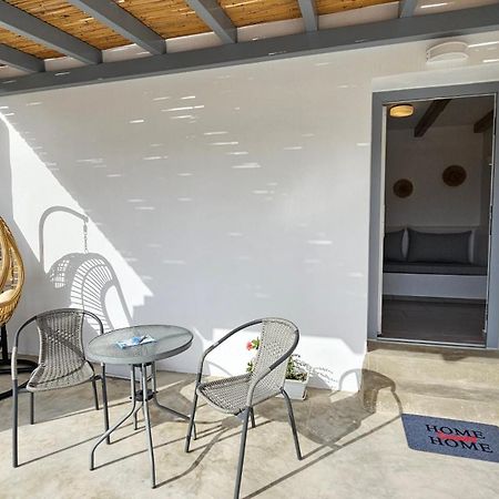 Polychronis Private Suite Pollonia Exterior photo