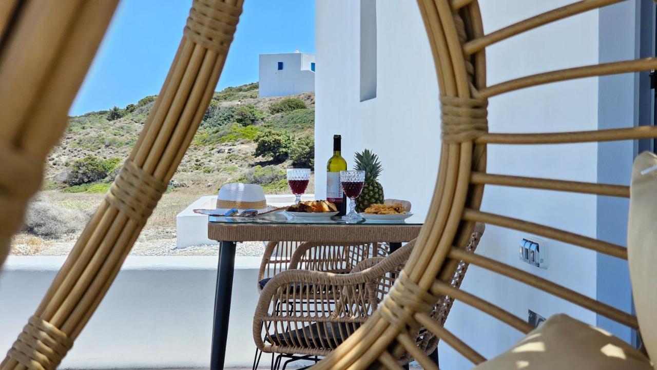 Polychronis Private Suite Pollonia Exterior photo