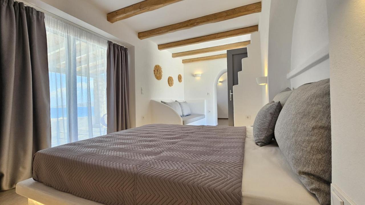 Polychronis Private Suite Pollonia Exterior photo
